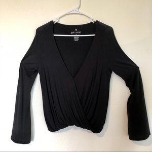 AE Long sleeve, Low cut Top